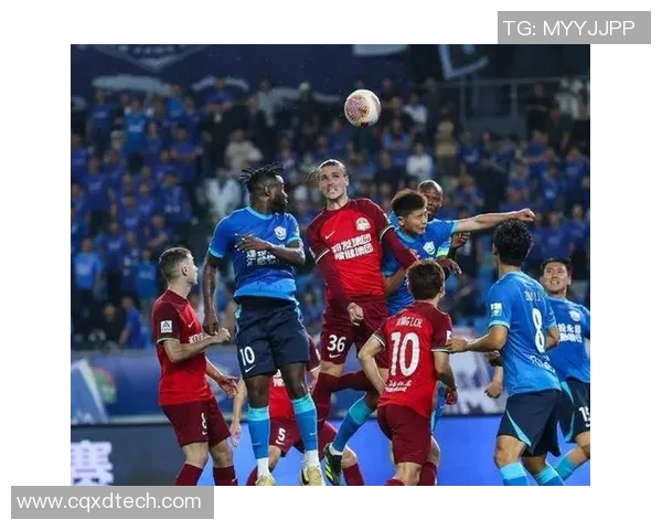 南美足球明星同框合影展现激情与荣耀的瞬间